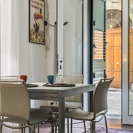 Piazza Duomo Apartment
